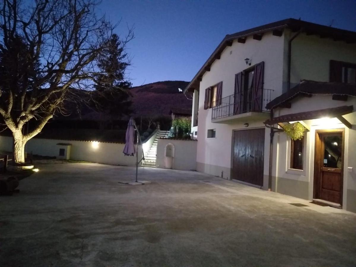 B&B Fonte Vena Норча Экстерьер фото